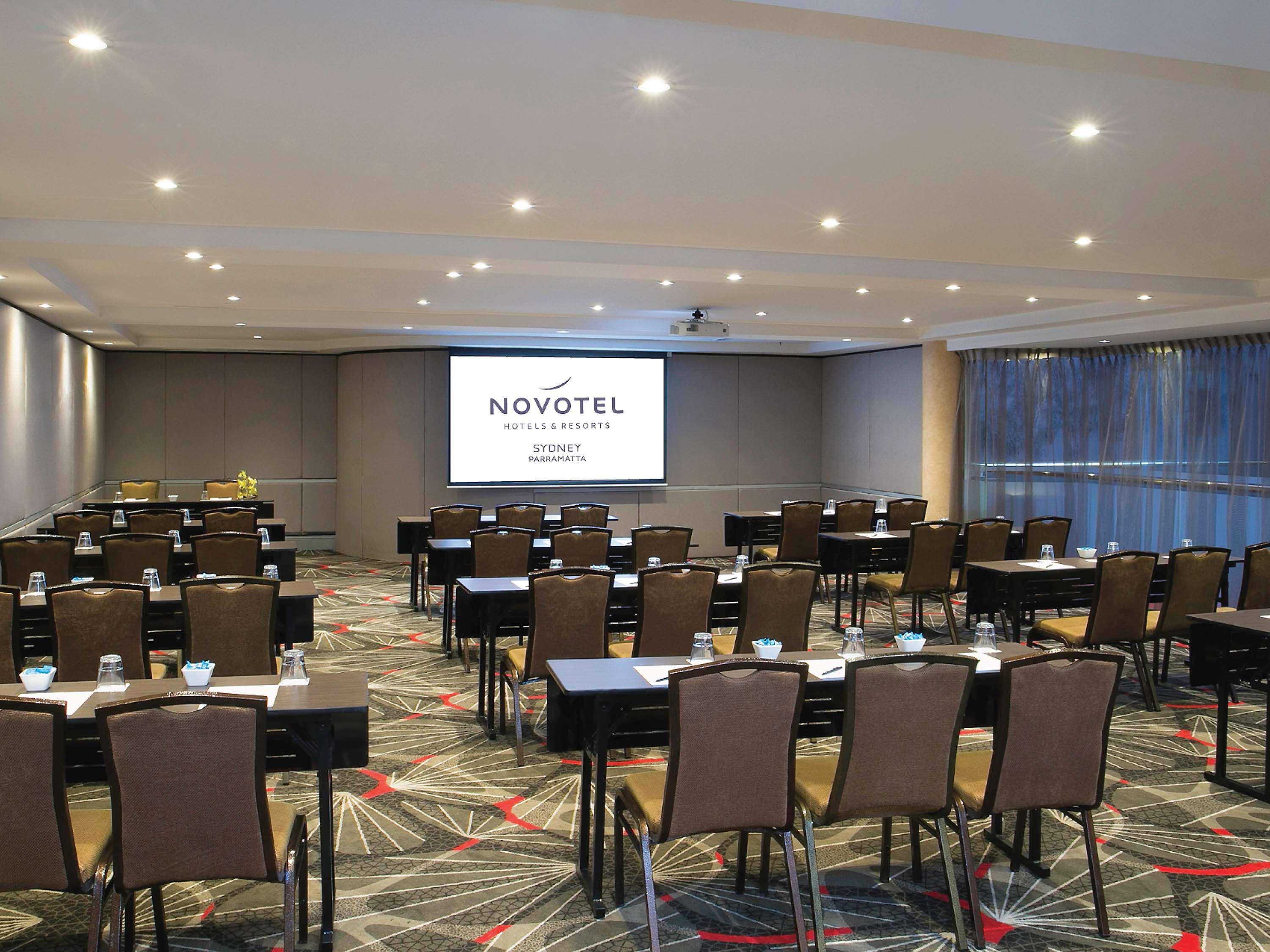 Novotel Sydney Parramatta Exteriör bild